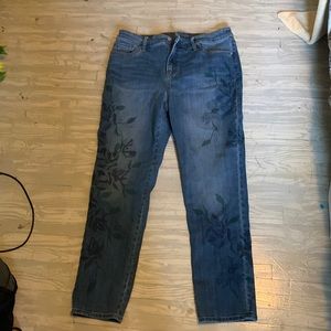 Floral Chicos Jeans